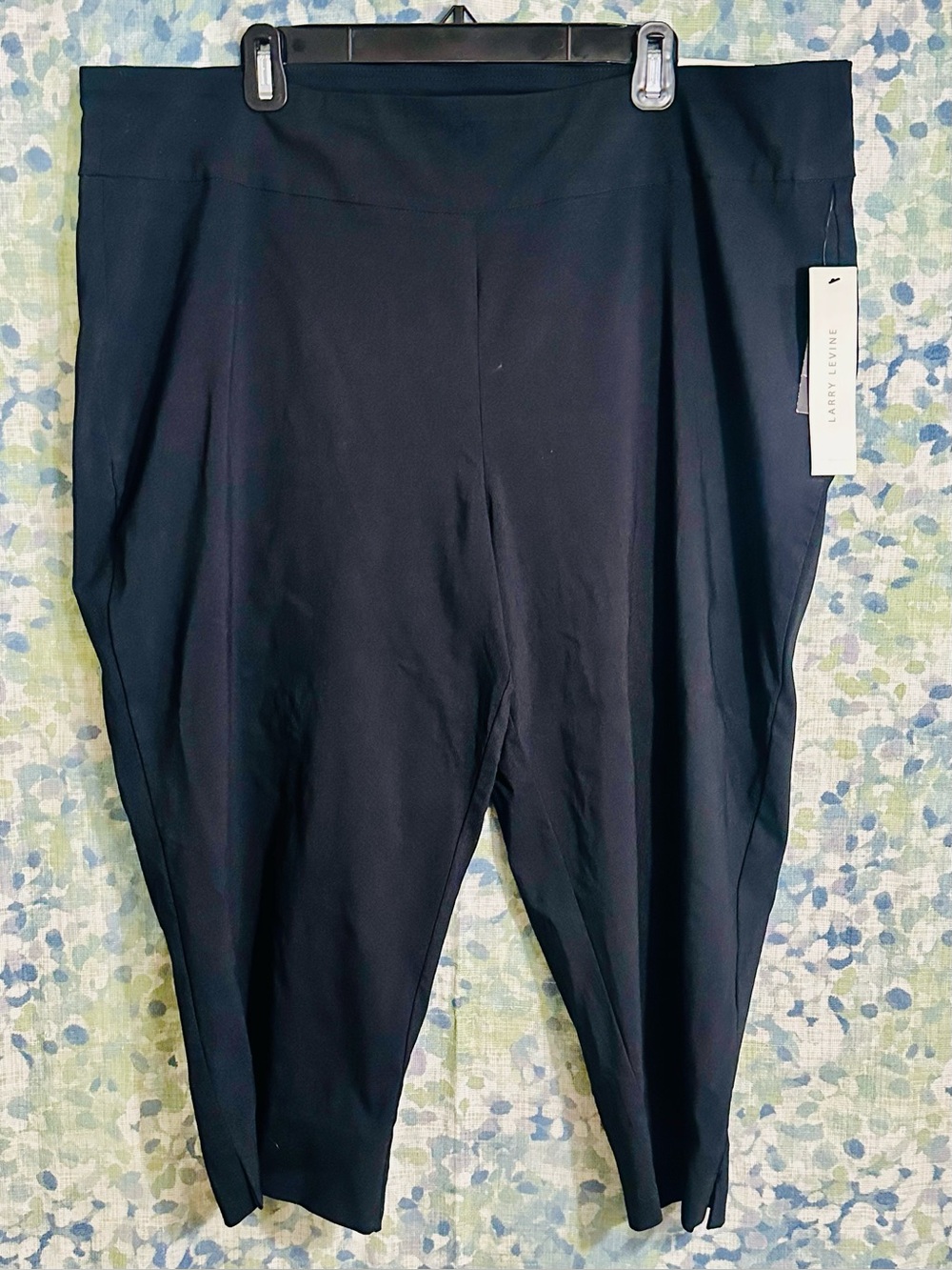 NWT Larry Levine Slim Crop Pants Black Pull On Stretch Plus Size 24W Career